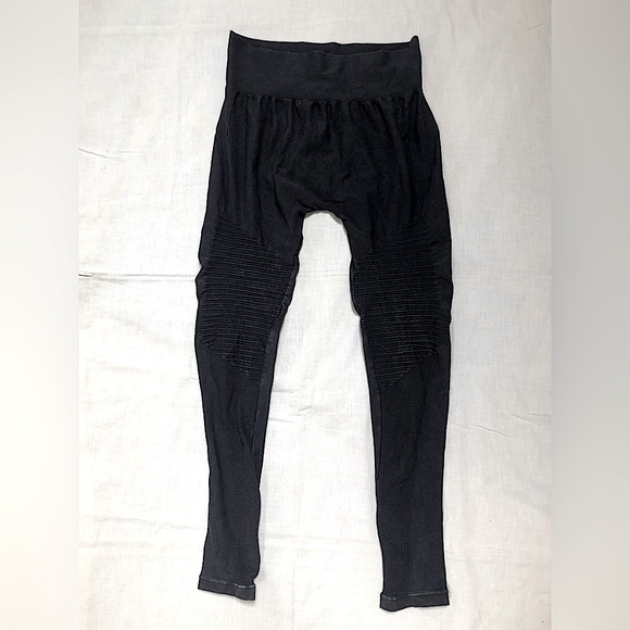 Free People Moto Leggings-Large 🌟 - Picture 1 of 6